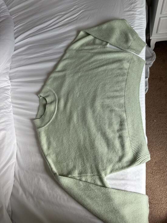 H&M - Picture 1 of 2